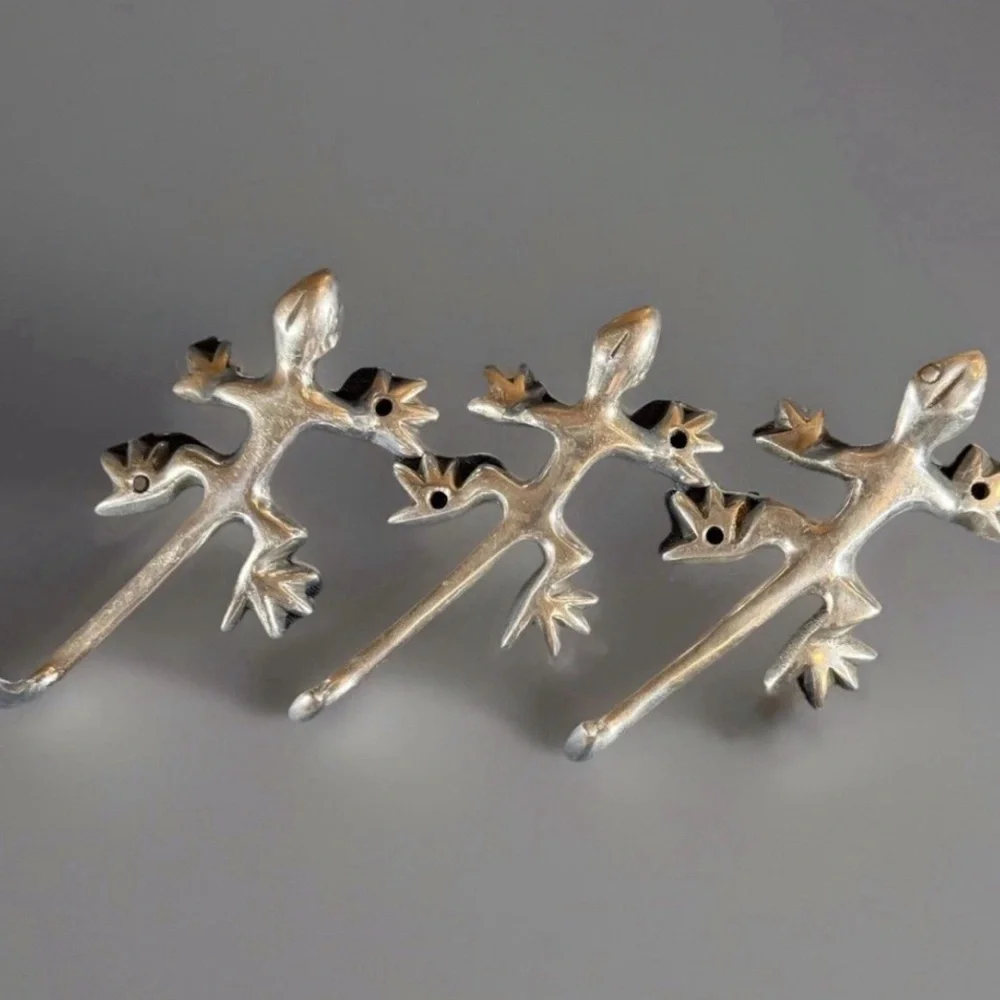 Set of 3 Aluminum GECKO LIZARD Wall Hooks Tail Hangs Plants Keys Coats Hats 7